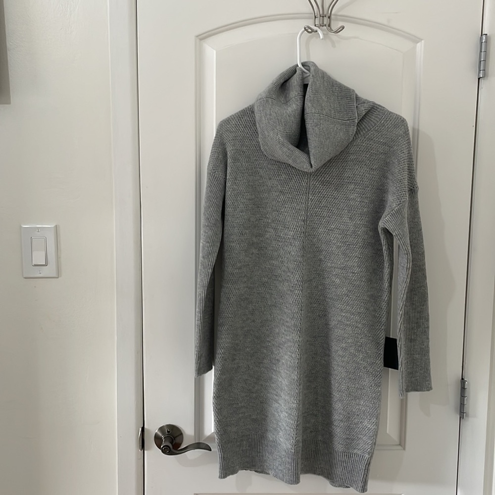 NWT Lulu’s sweater dress